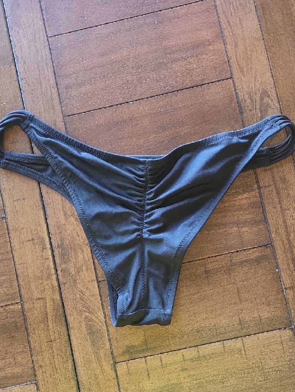 Victoria's Secret Black Itsy Bikini Bottom with Strappy Side - Picture 4 of 4